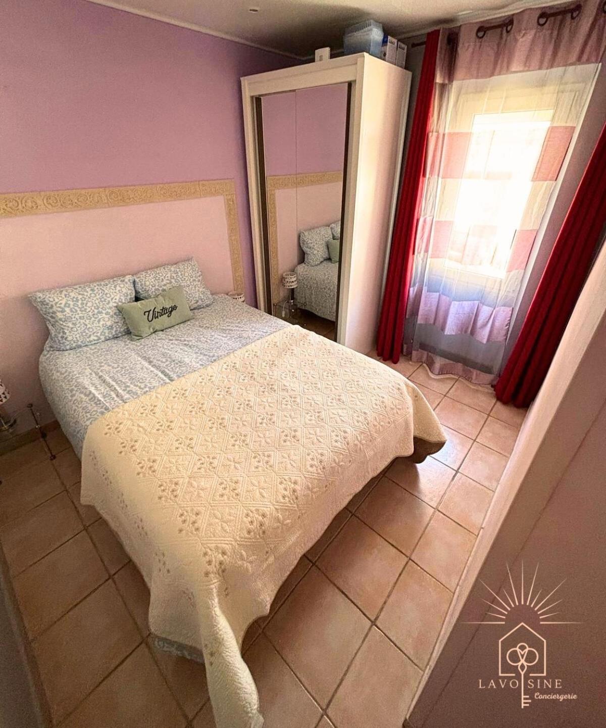 Les Pieds Dans L'Eau Apartment Saint-Cyr-sur-Mer Ngoại thất bức ảnh
